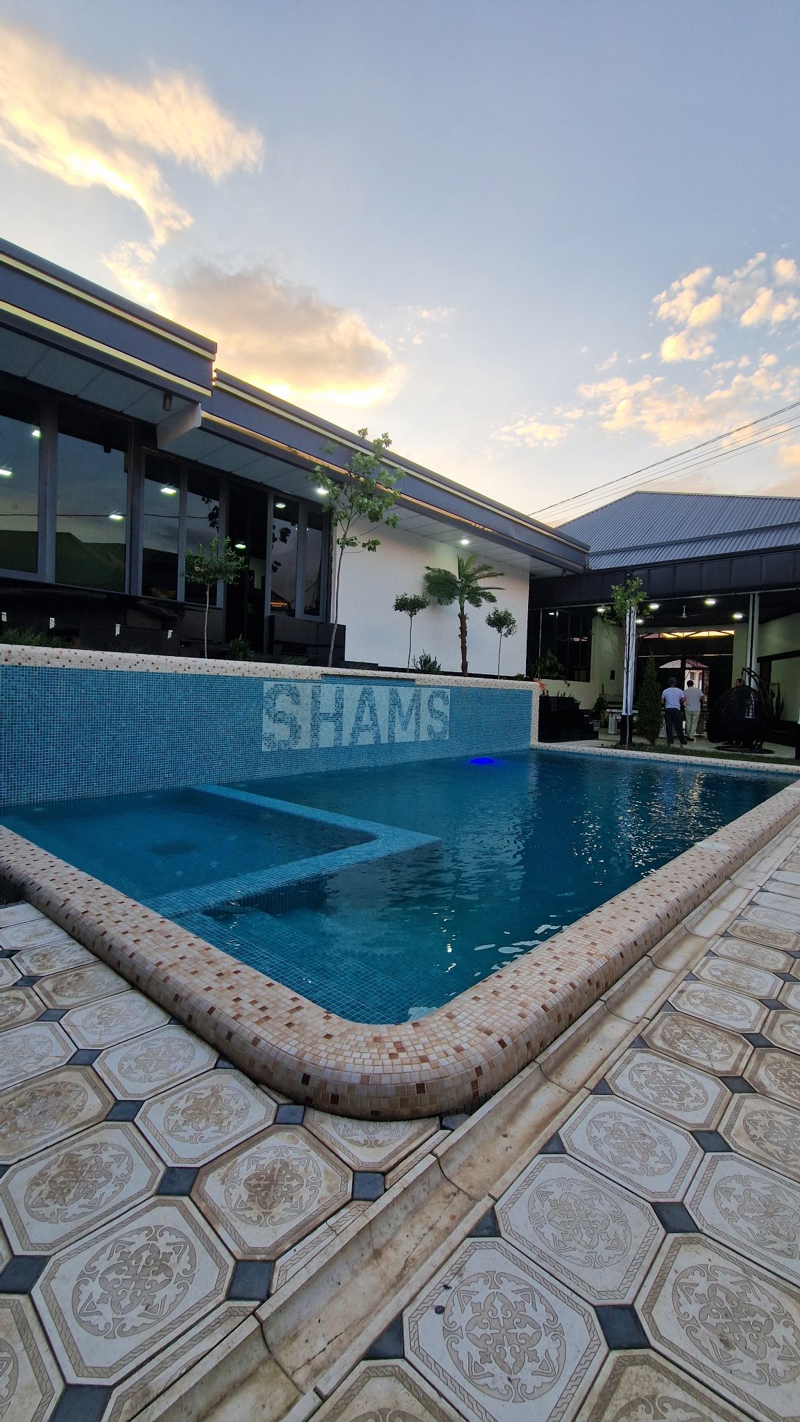 "Shams" dachasi